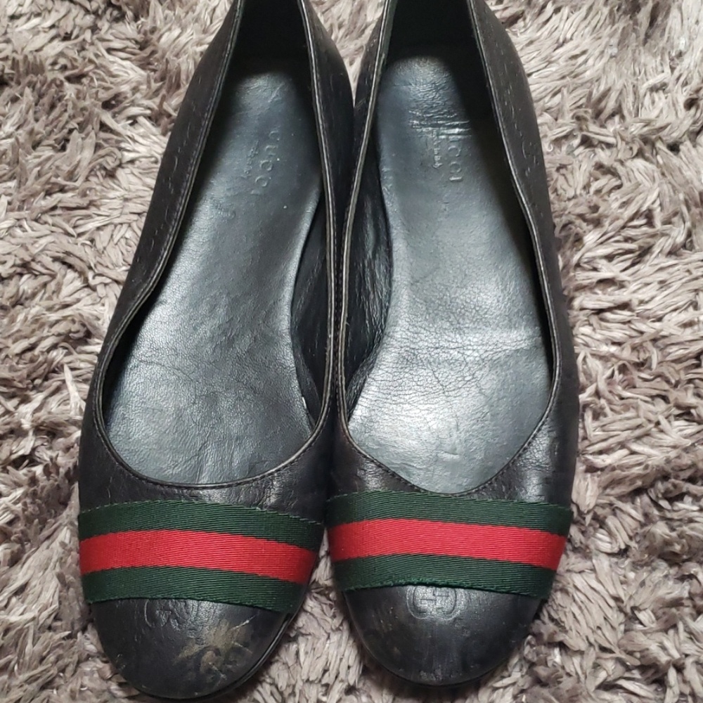 Gucci flats